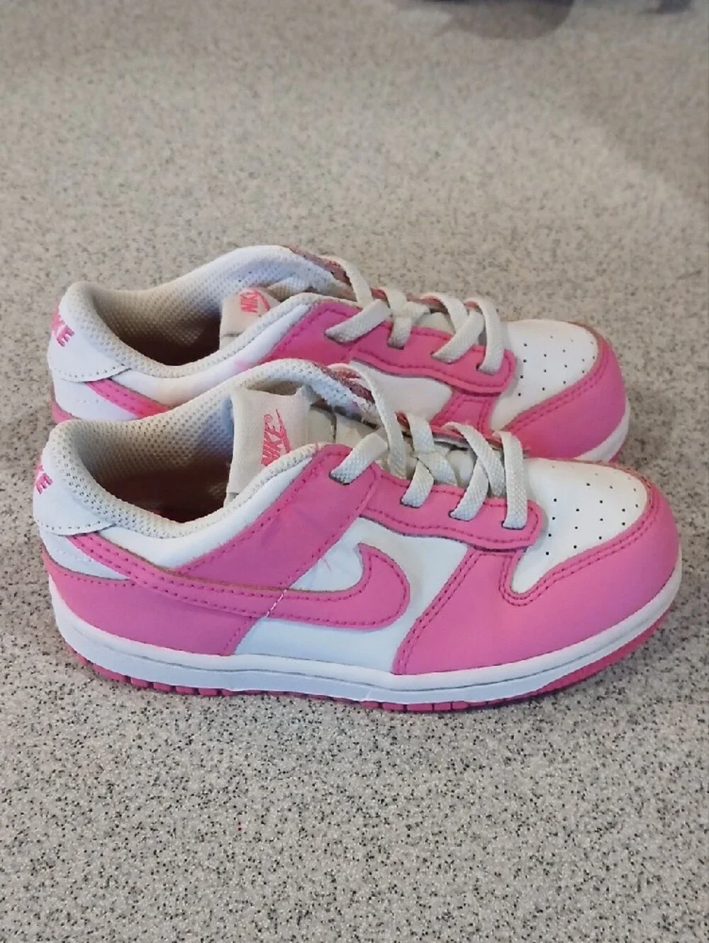 Nike vibrant pink